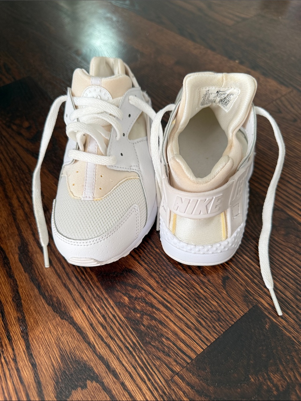 Nike Air Huarache Kids White and Cream Low-Top Sneakers